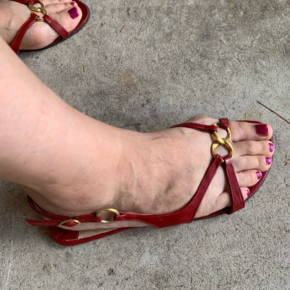 Matt Bernson Red Sandals - Picture 3 of 8